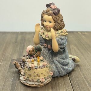 👧🎂 Yesterday’s Child – Rebecca with Elliot… Birthday! (Style #3509)